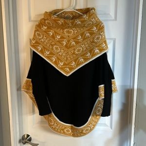 Alpaca poncho sweater